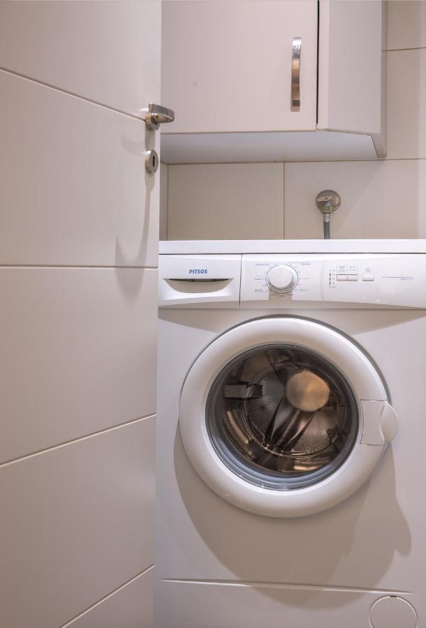 Lovely New Βuild Flat Near Metro - Free Parking Athene Buitenkant foto